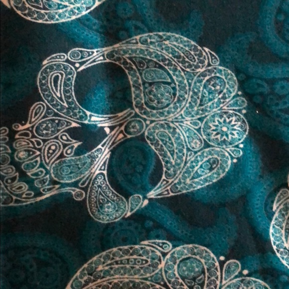 SOLD-Lularoe TC skull leggings-teal- - Picture 2 of 2